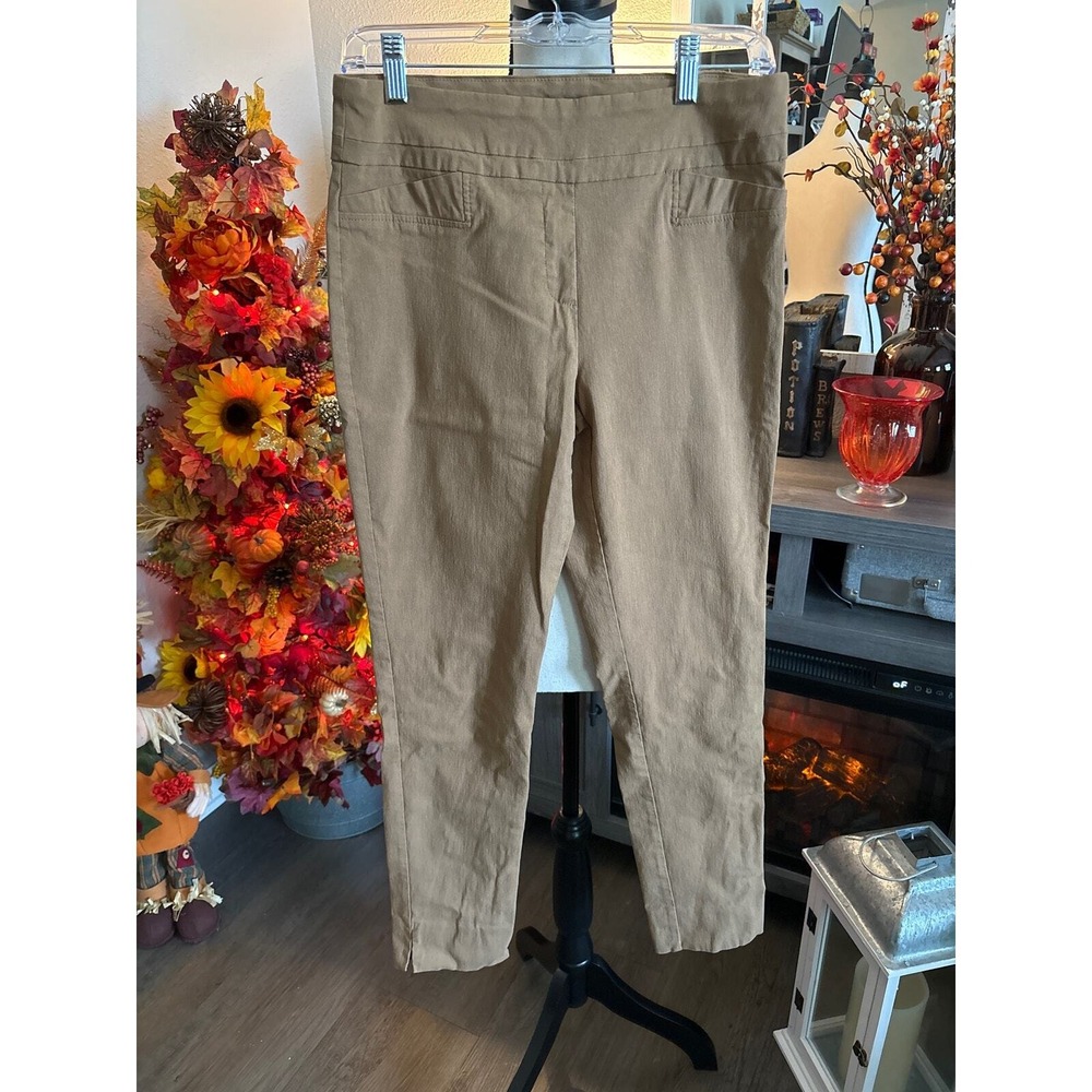 Renaur‎ straight leg pants size 8 brown